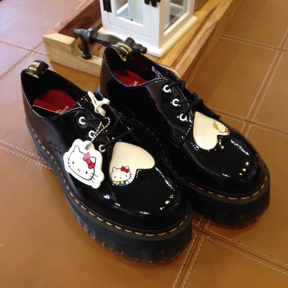 1461 quad dr martens hello kitty